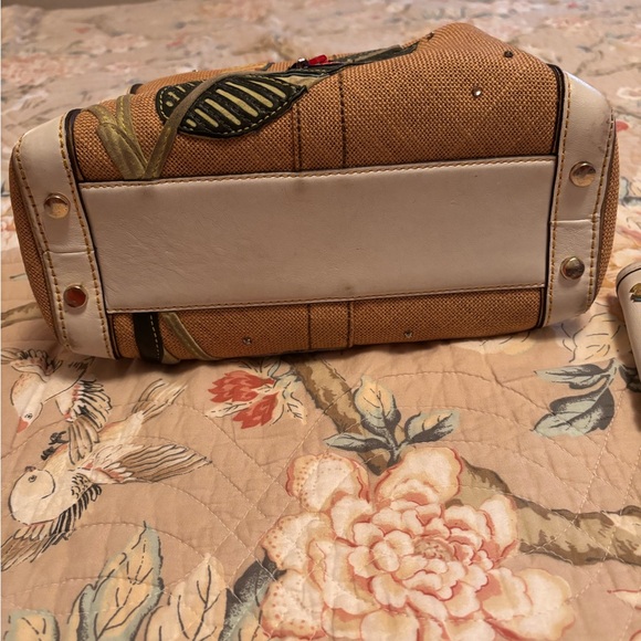 Coach Tan and Cream Tote with Leaf Design - Picture 5 of 6